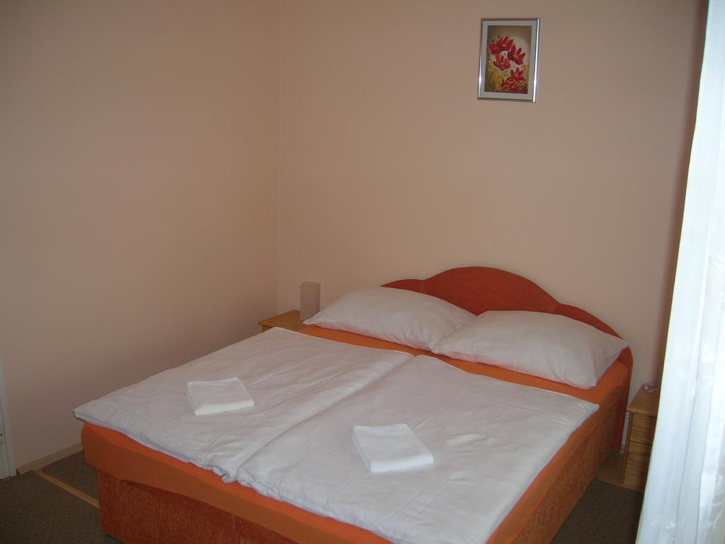 Margitapartman Bük Buitenkant foto