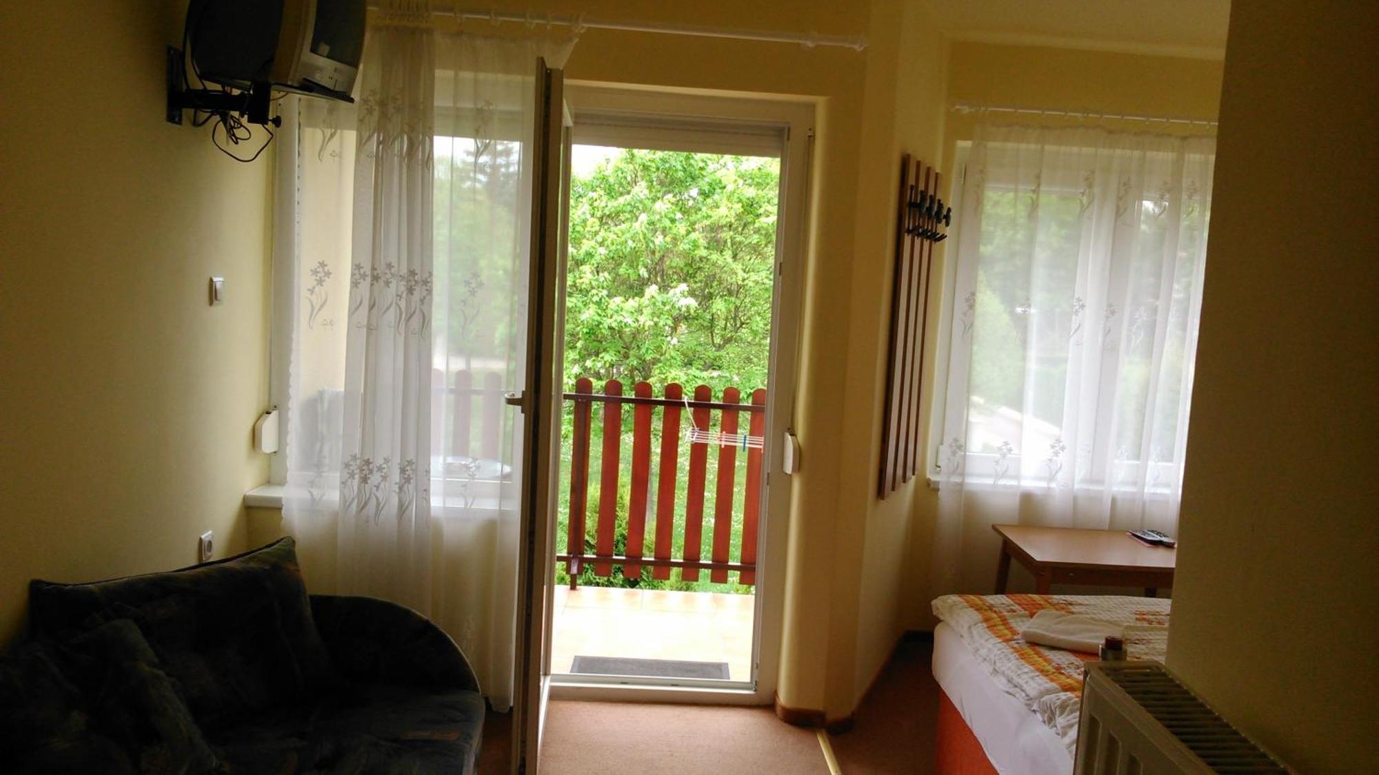 Margitapartman Bük Buitenkant foto